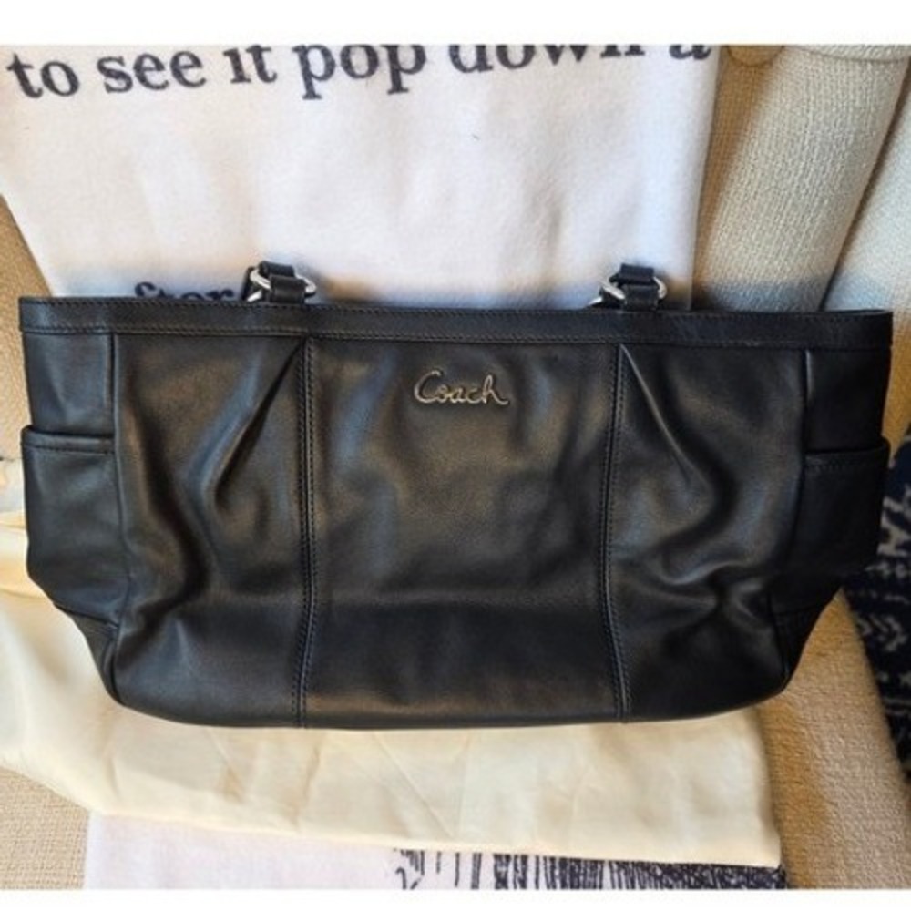 Coach Tote Bag Black Excellent Cond Leather Blue Lining Shoulder Bag Dust Bag